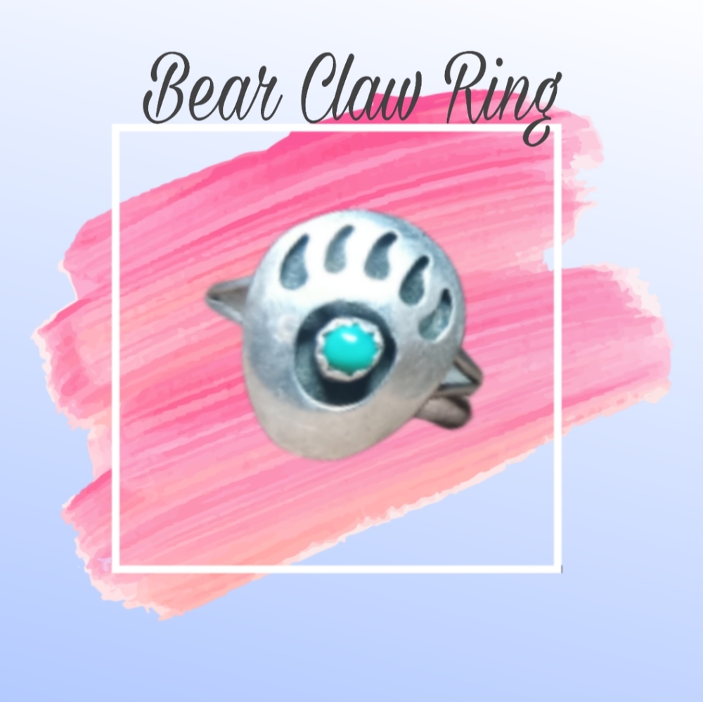 Bear claw ring